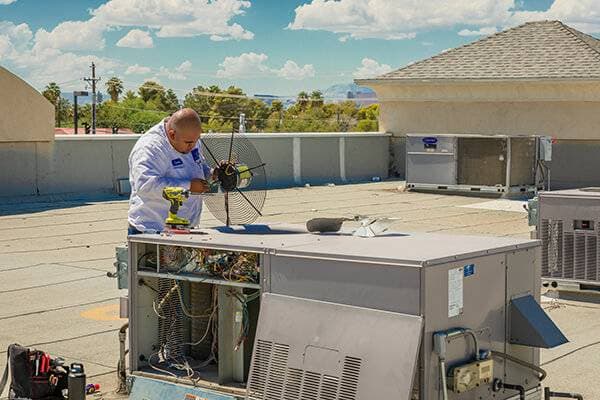 Best HVAC Systems: Choose the Top Commercial Option Before You Buy in Blog - HVAC article from The Cooling Company