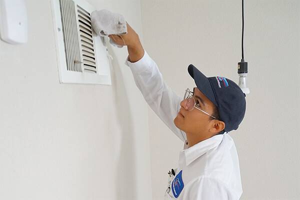 Cleaning Vents in Las Vegas